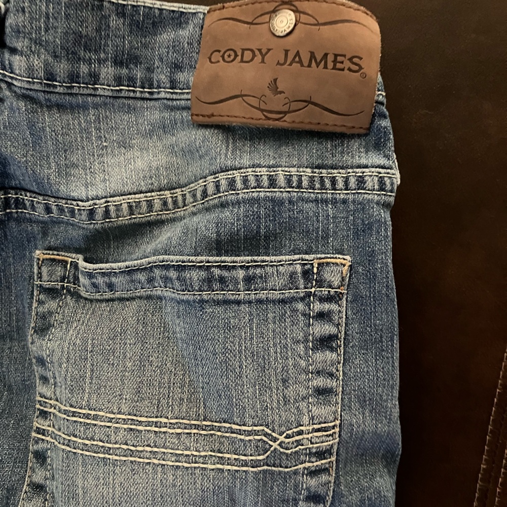 Men’s Cody James bootcut jeans from Boot Barn size 32x34